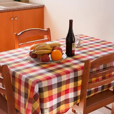 Guest house Kyriakos Court